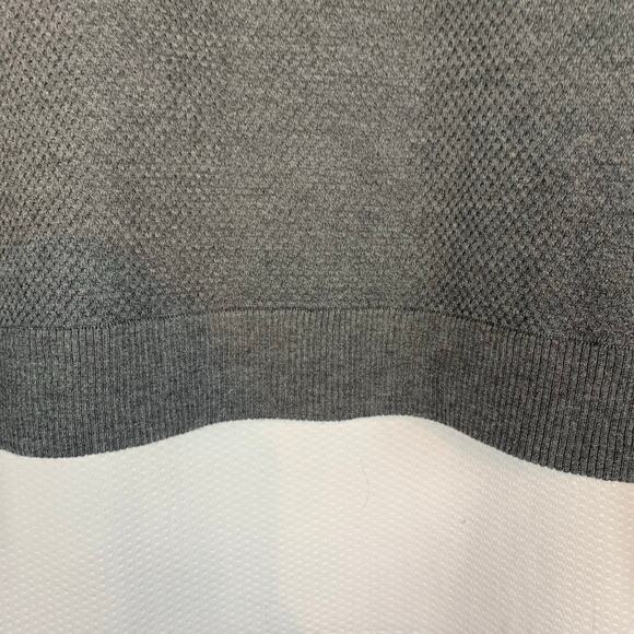 Title Nine 1/4 zip grey 80% Extra fine merino wool - Picture 7 of 7